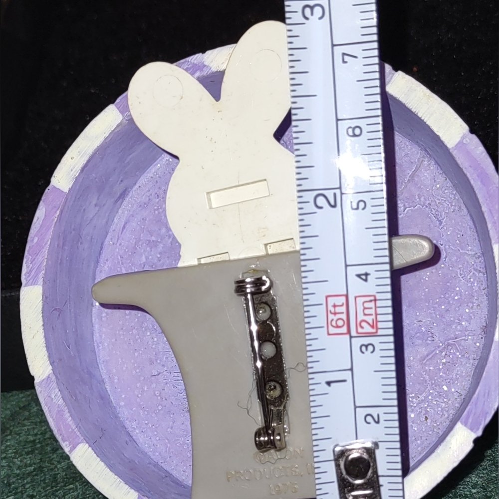 Vintage Avon Pop-up Rabbit In Hat Pin - Picture 10 of 17